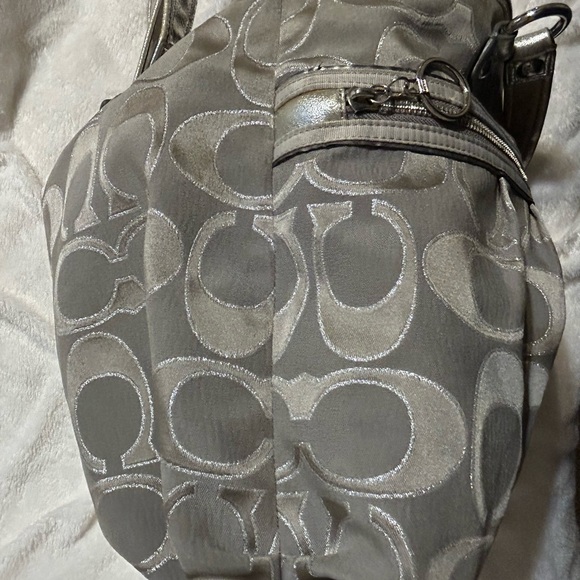 Coach Poppy Signature Gray silver Canvas Leather Trim zipper tote shoulder bag - Picture 11 of 15